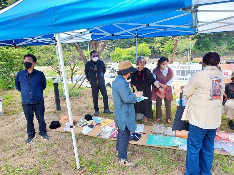 제천 한국차문화박물관 초청으로 갔다가 제천의 원각사 원명스님과 보이차 마시고 왔습니다.